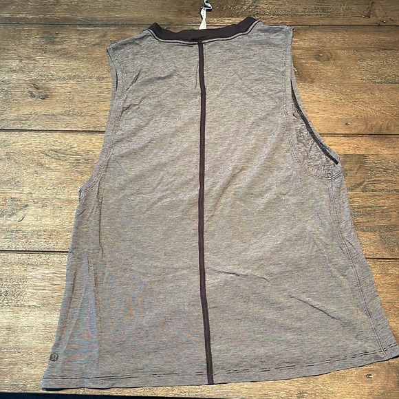 Lululemon tank - Picture 3 of 3